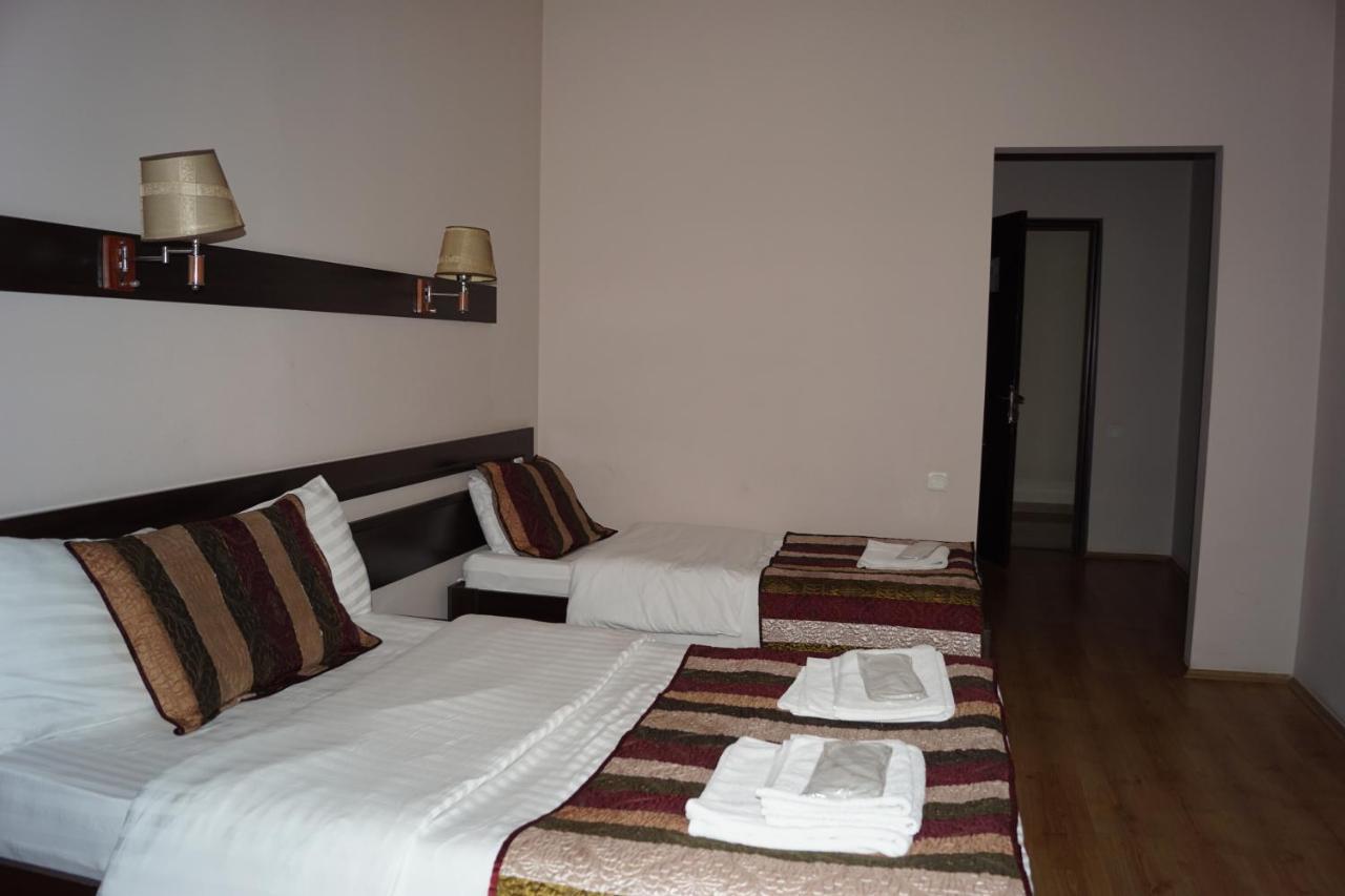 Iar Hotel Batumi Exterior foto